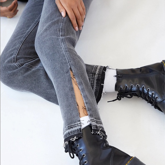 Pacsun Washed Out Black Dad Jeans with Ankle Detail - Picture 3 of 5